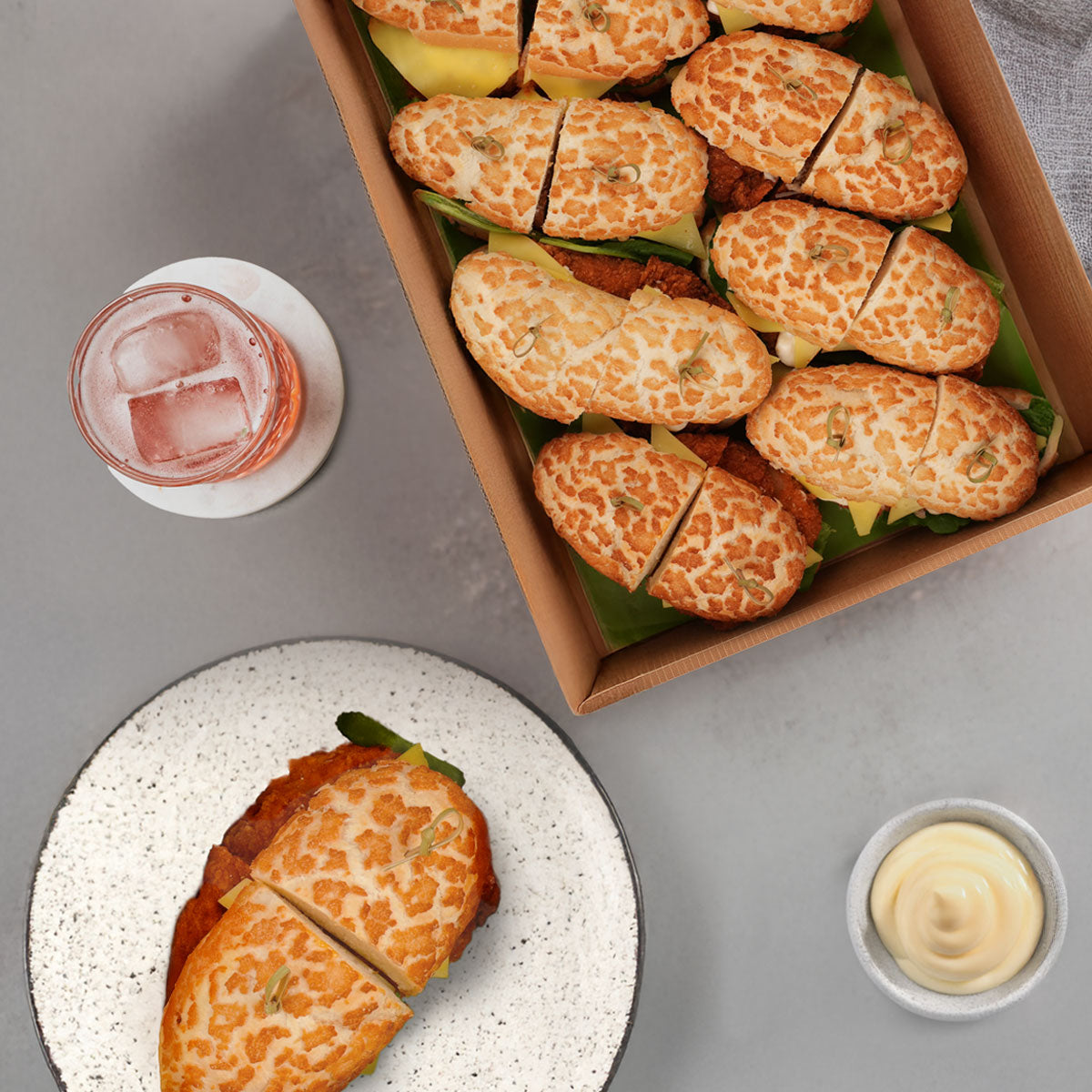 SO Bun - Crunchy Chicken & Cheese